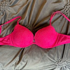 Victoria’s Secret Pink Push up Bra